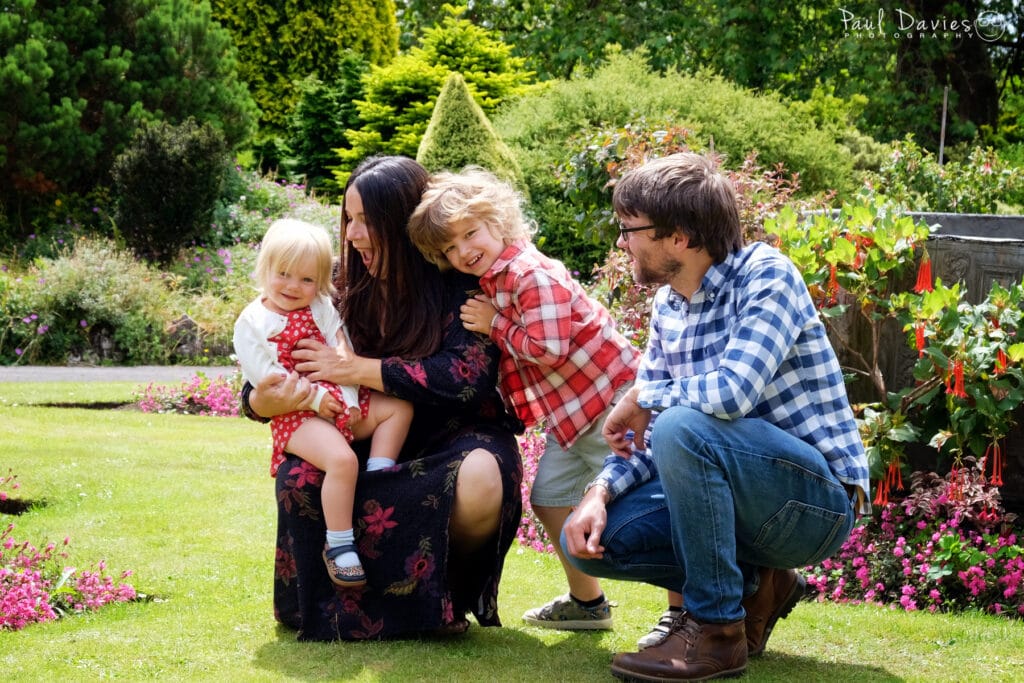Family shoot in park